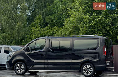 Мінівен Renault Trafic 2022 в 