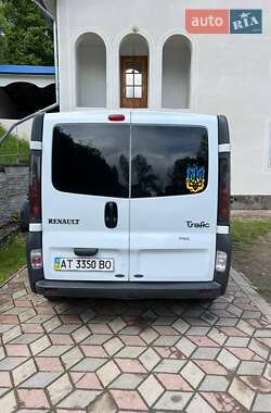 Мінівен Renault Trafic 2006 в 