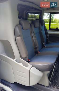 Минивэн Renault Trafic 2013 в 
