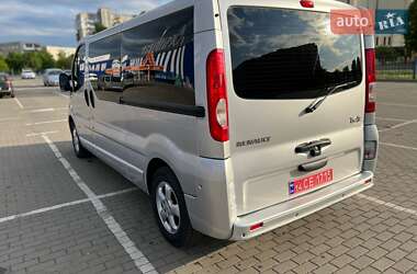 Минивэн Renault Trafic 2013 в 