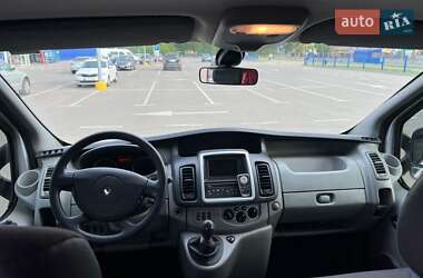 Минивэн Renault Trafic 2013 в 