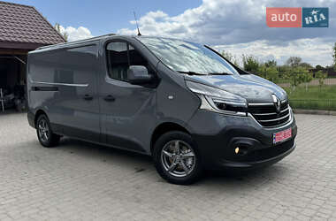 Грузовой фургон Renault Trafic 2020 в 
