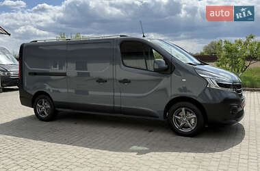 Грузовой фургон Renault Trafic 2020 в 