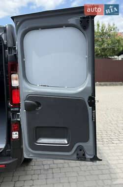 Грузовой фургон Renault Trafic 2020 в 