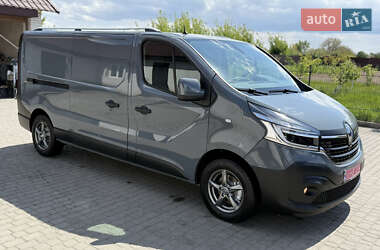 Грузовой фургон Renault Trafic 2020 в 