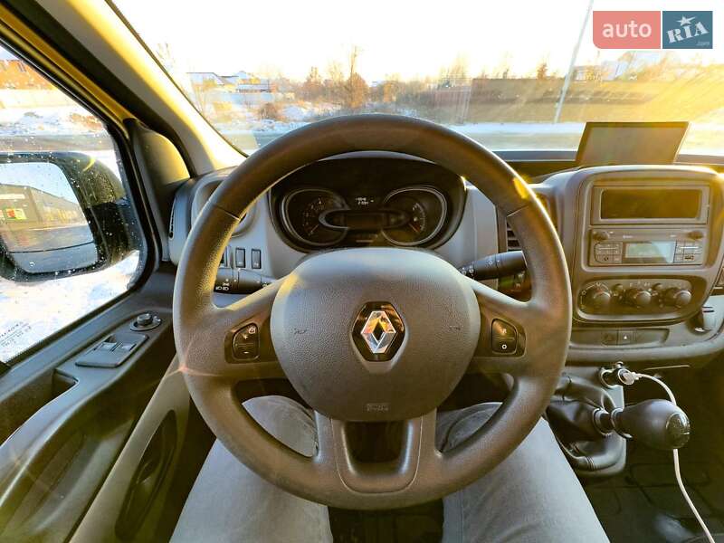 Грузовой фургон Renault Trafic 2018 в Киеве