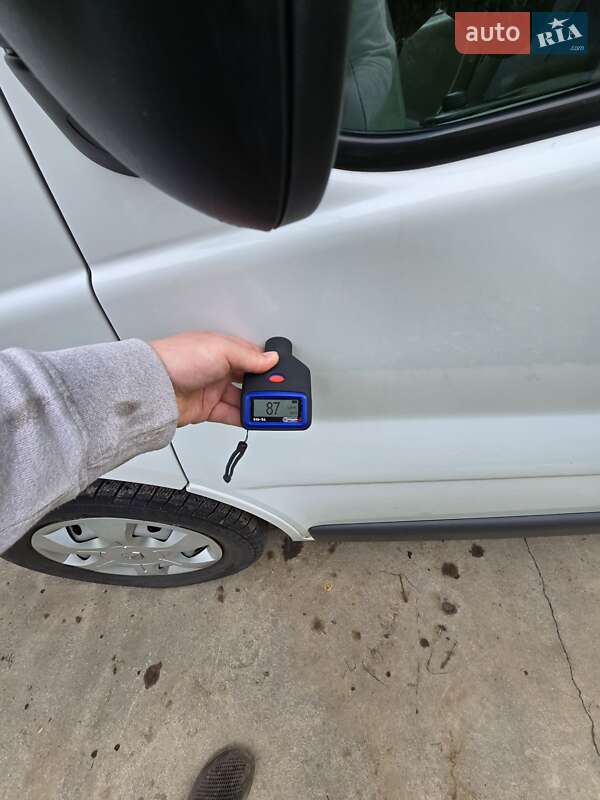 Грузовой фургон Renault Trafic 2012 в Косове
