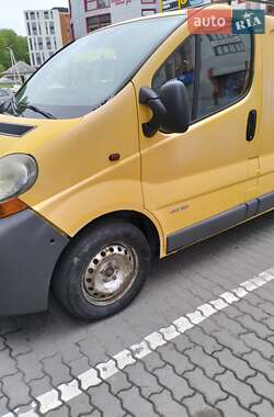 Вантажний фургон Renault Trafic 2003 в 