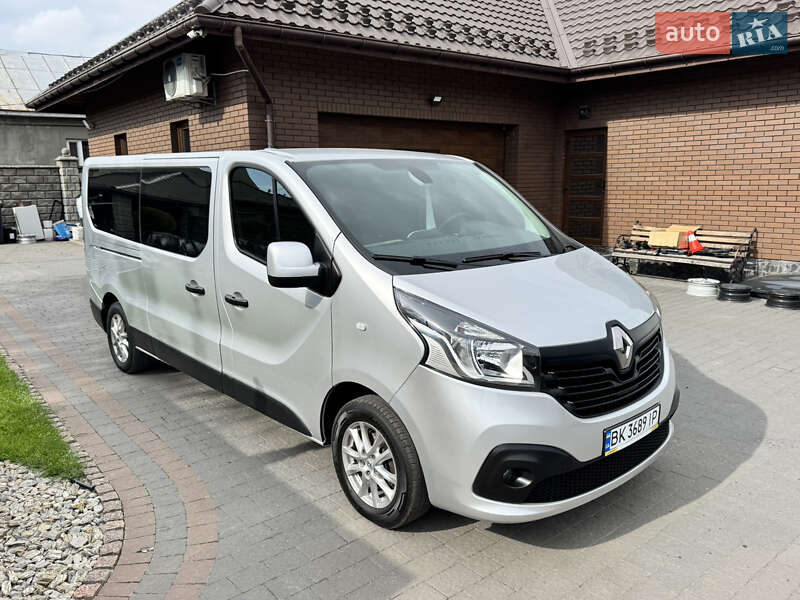 Минивэн Renault Trafic 2018 в Дубно