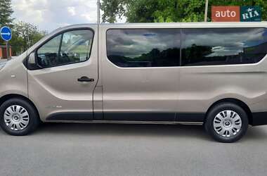 Мінівен Renault Trafic 2017 в 