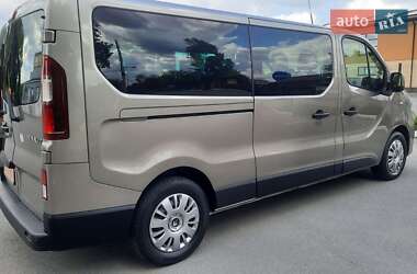 Мінівен Renault Trafic 2017 в 