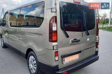 Мінівен Renault Trafic 2017 в 