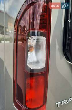 Мінівен Renault Trafic 2017 в 