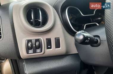 Мінівен Renault Trafic 2017 в 