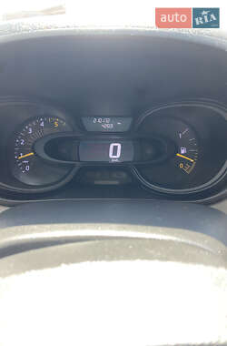 Минивэн Renault Trafic 2016 в 