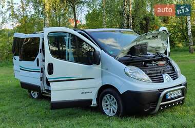 Минивэн Renault Trafic 2010 в 
