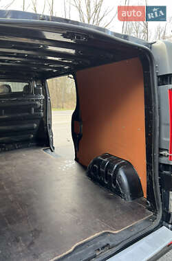 Вантажний фургон Renault Trafic 2013 в 