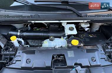 Грузовой фургон Renault Trafic 2021 в 