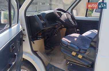 Грузовой фургон Renault Trafic 1990 в 