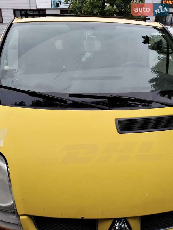 Грузовой фургон Renault Trafic 2003 в Хмельницком фото 2 Грузовой фургон Renault Trafic 2003 в Хмельницком