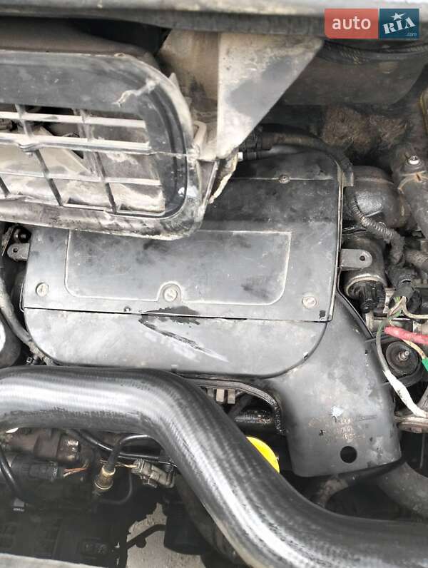 Грузовой фургон Renault Trafic 2003 в Хмельницком фото 10 Грузовой фургон Renault Trafic 2003 в Хмельницком
