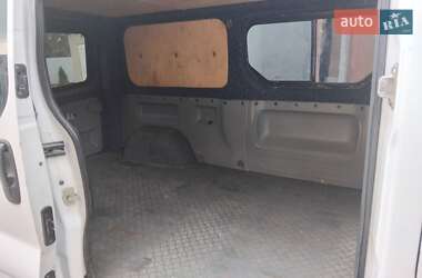 Грузовой фургон Renault Trafic 2005 в 