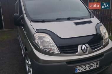 Минивэн Renault Trafic 2008 в Великих Мостах