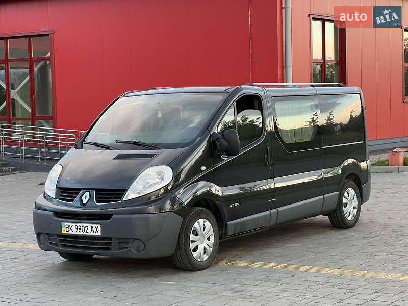 Минивэн Renault Trafic 2007 в 