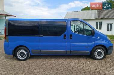 Мінівен Renault Trafic 2011 в 