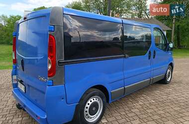 Мінівен Renault Trafic 2011 в 