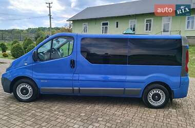 Мінівен Renault Trafic 2011 в 