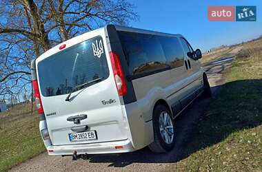 Мінівен Renault Trafic 2013 в 