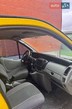 Минивэн Renault Trafic 2005 в 