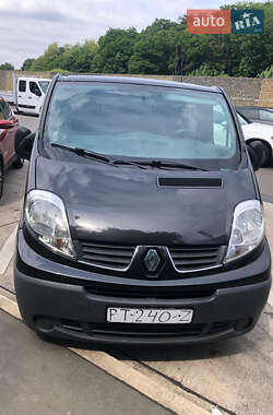 Минивэн Renault Trafic 2014 в 