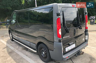 Минивэн Renault Trafic 2014 в 
