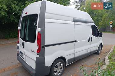 Грузовой фургон Renault Trafic 2013 в 
