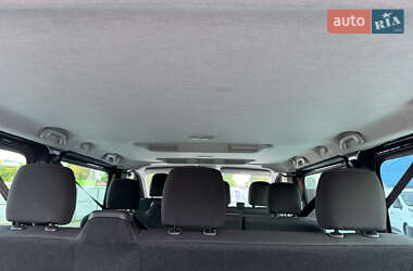 Минивэн Renault Trafic 2022 в 