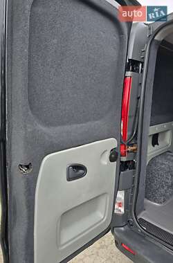 Минивэн Renault Trafic 2007 в 