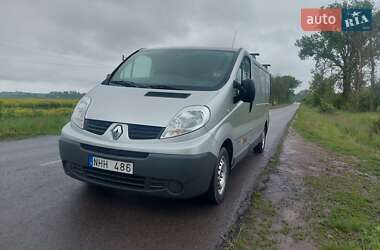 Грузовой фургон Renault Trafic 2013 в 