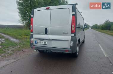 Грузовой фургон Renault Trafic 2013 в 