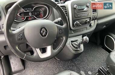 Минивэн Renault Trafic 2018 в 