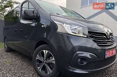 Минивэн Renault Trafic 2018 в 