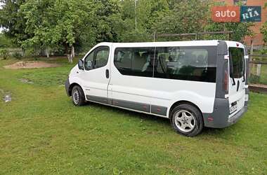 Минивэн Renault Trafic 2005 в Владимирце