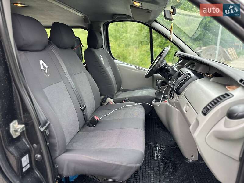 Минивэн Renault Trafic 2007 в Стрые