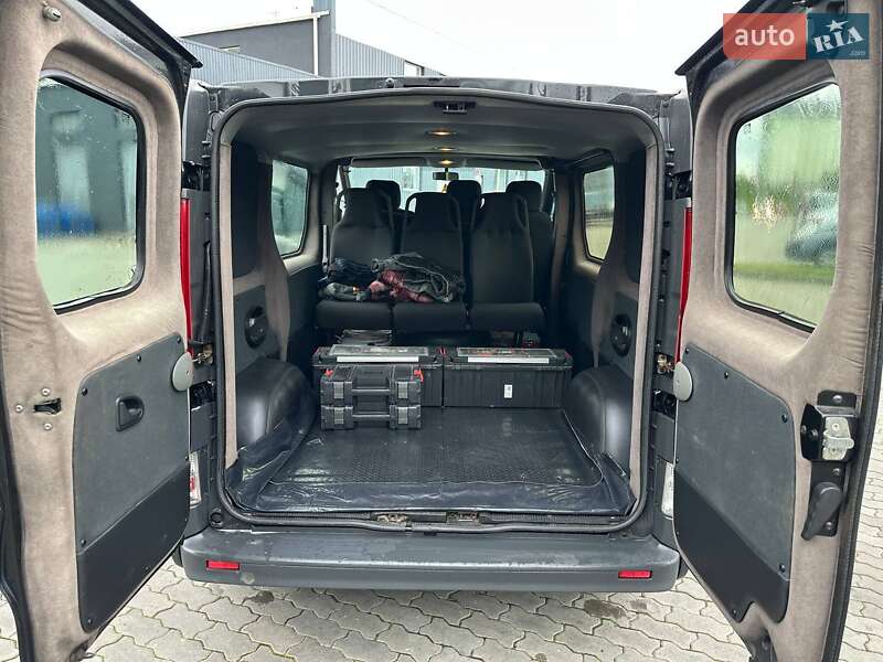Минивэн Renault Trafic 2007 в Стрые