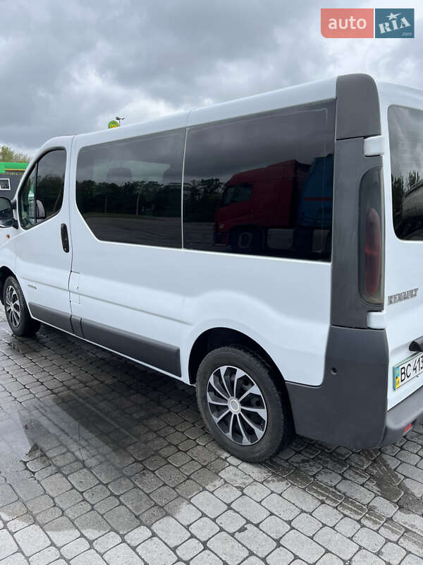 Минивэн Renault Trafic 2005 в Радивилове