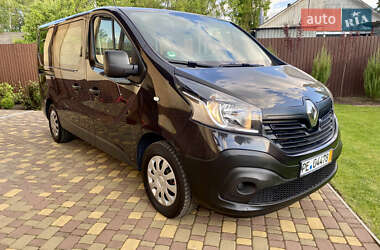 Мінівен Renault Trafic 2016 в 
