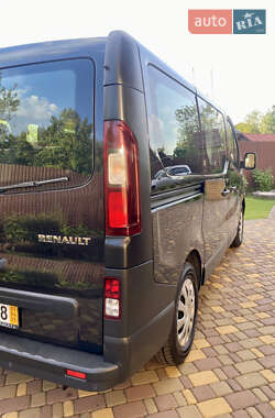 Мінівен Renault Trafic 2016 в 