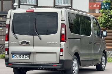 Мінівен Renault Trafic 2015 в 