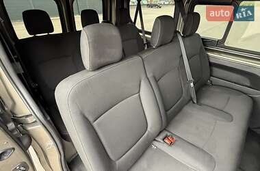 Мінівен Renault Trafic 2015 в 
